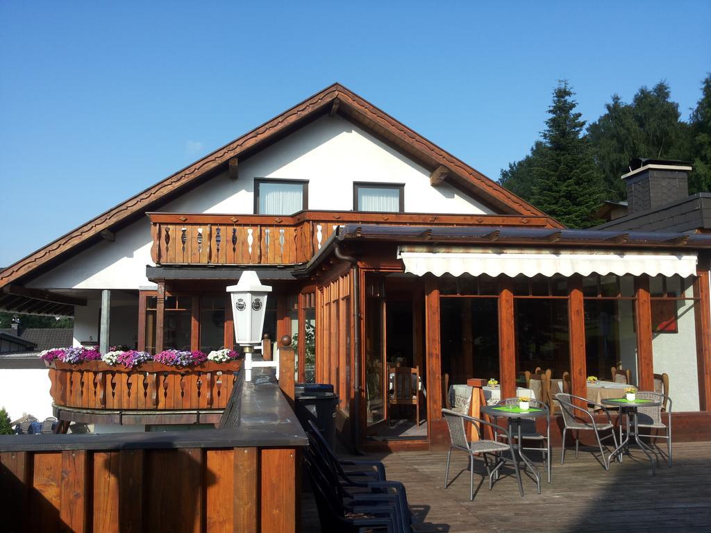 Pension "Dorfkrug" Winterberg Dış mekan fotoğraf